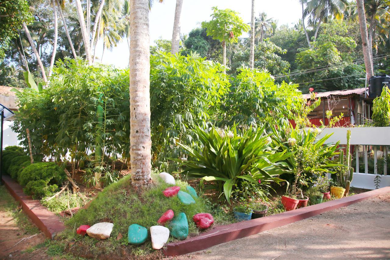 Panchavadi Ayurvedic Beach Resort Варкала Экстерьер фото