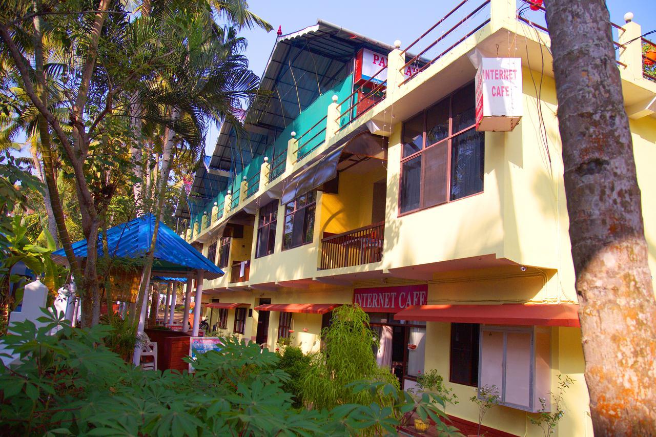 Panchavadi Ayurvedic Beach Resort Варкала Экстерьер фото
