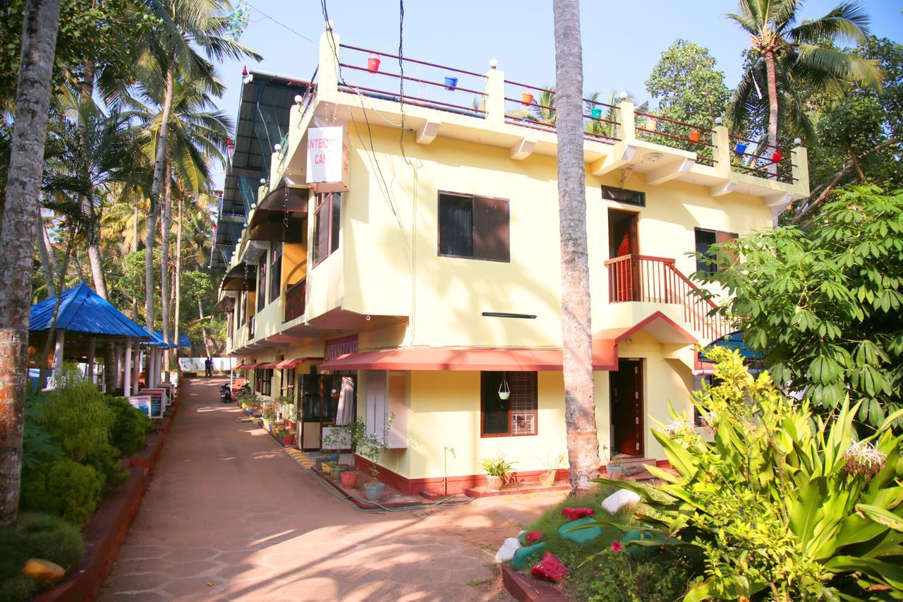 Panchavadi Ayurvedic Beach Resort Варкала Экстерьер фото