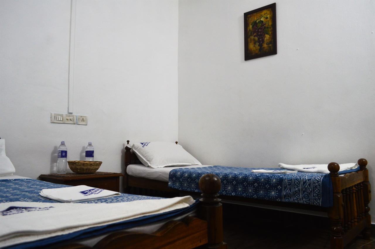 Panchavadi Ayurvedic Beach Resort Варкала Экстерьер фото
